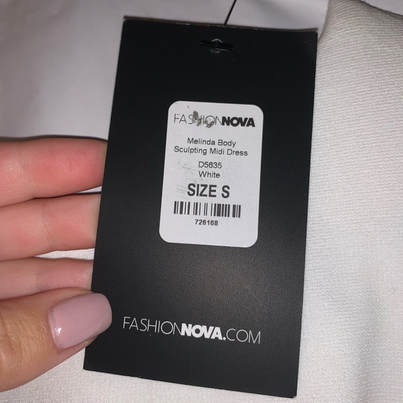 Fashinova Melinda Dress - Picture 2 of 3